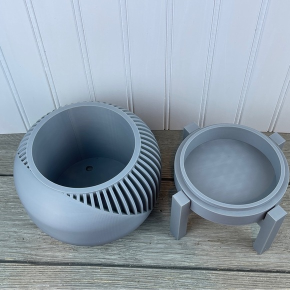 Indoor Flower Pot,The Narvo Planter Pot w/ Drainage Hole & Drip Tray - Picture 7 of 9